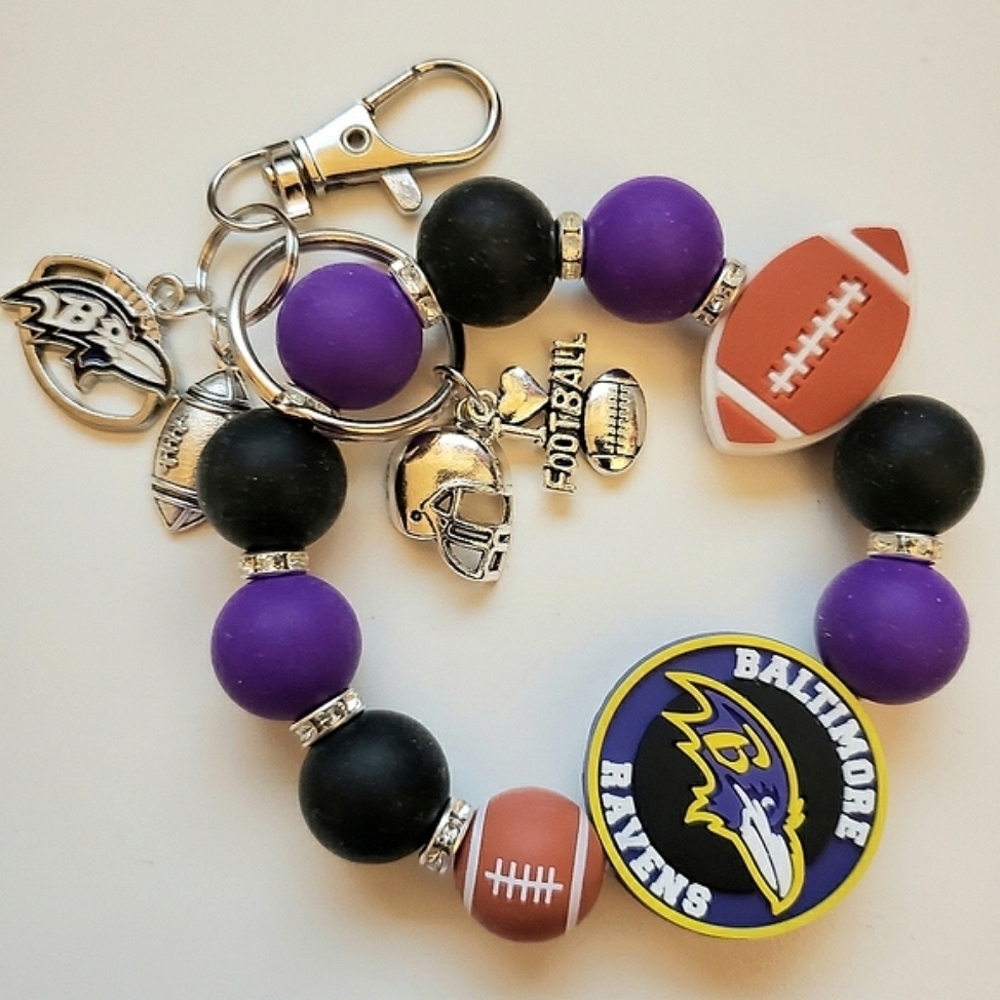 Handmade Ravens Beaded Silicone Focal Bead Wristlet Keychain Bracelet